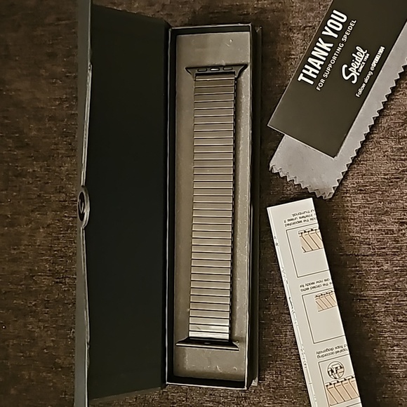 Speidel Other - Apple Watch Twist-O-Flex Replacement Band